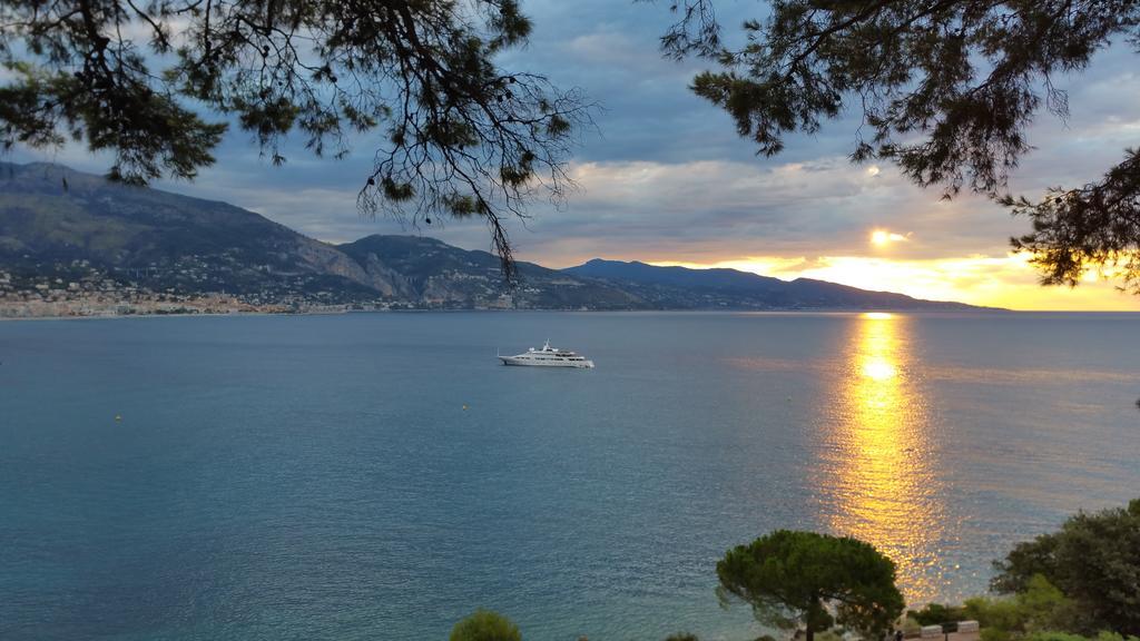Appartement Le Valmont Menton Eksteriør billede